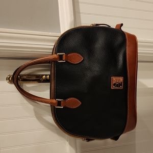 Dooney & Burke bowling style bag / doctor style bag